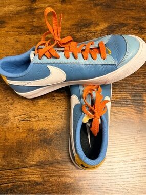 Nike Light Blue & Orange Low-Top Sneakers with White Swoosh